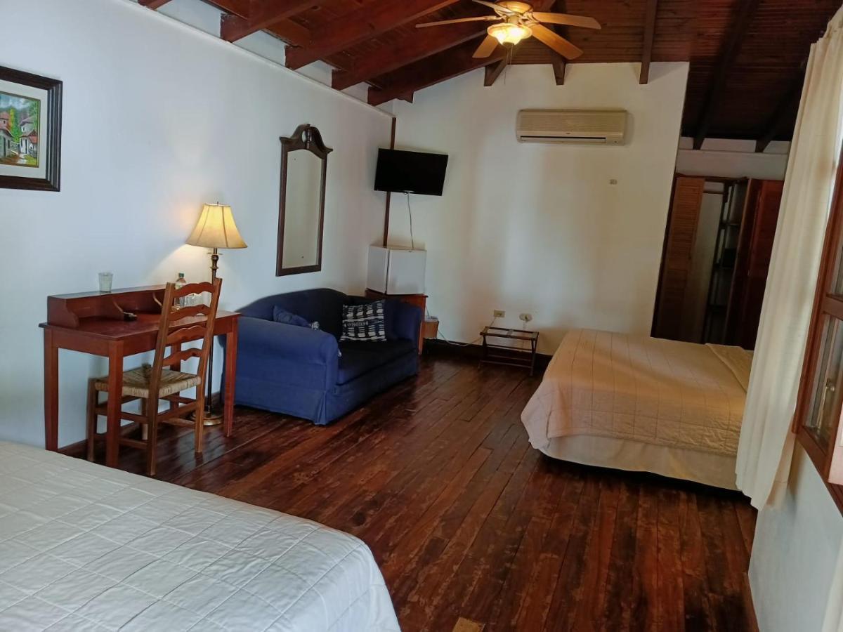 Hotel Don Udos Bed & Breakfast Copán Dış mekan fotoğraf