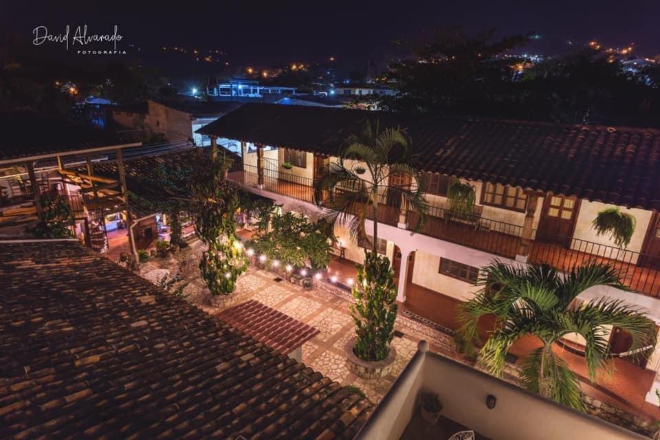 Hotel Don Udos Bed & Breakfast Copán Dış mekan fotoğraf