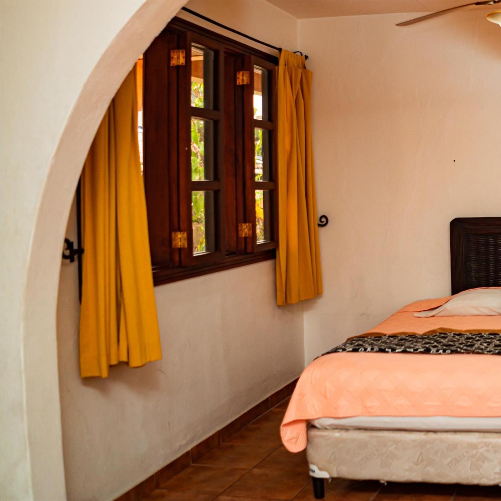 Hotel Don Udos Bed & Breakfast Copán Dış mekan fotoğraf